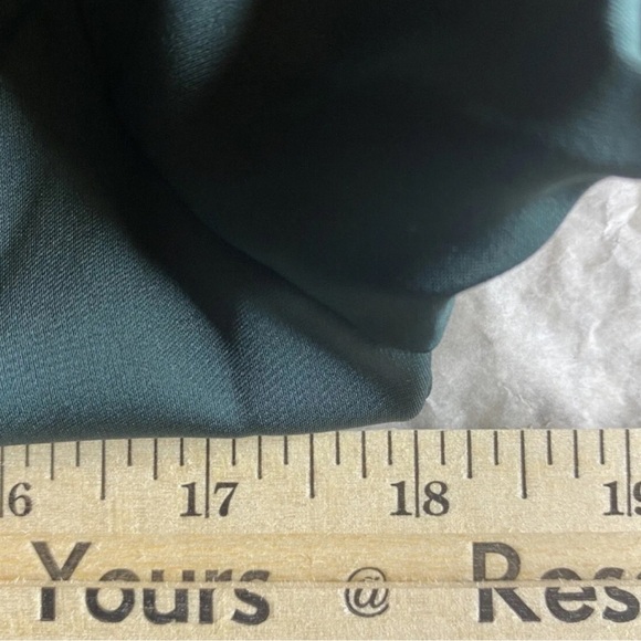 J. Crew Top Womens 00 Green Satin V-Neck Button Detail Peplum Elastic Waist - Picture 8 of 12